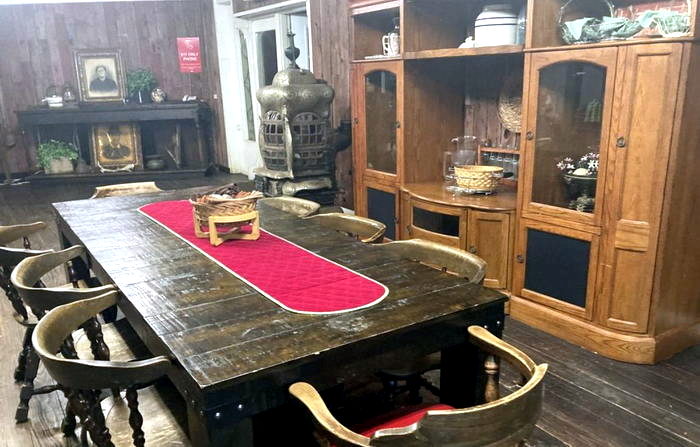 Stagecoach Stop - Web Listing (newer photo)